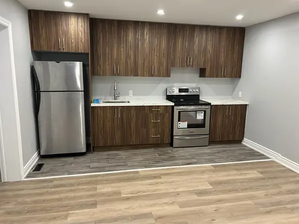 35 Homestead RD #Main, Toronto E10, ON M1E 3R8