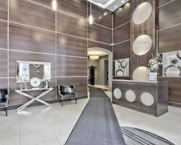 25 Town Centre #1711, Toronto E09, ON M1P 0B4