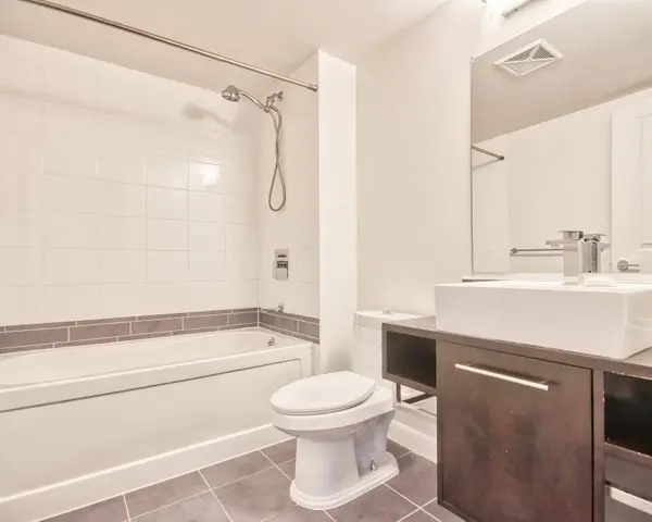 25 Town Centre #1711, Toronto E09, ON M1P 0B4