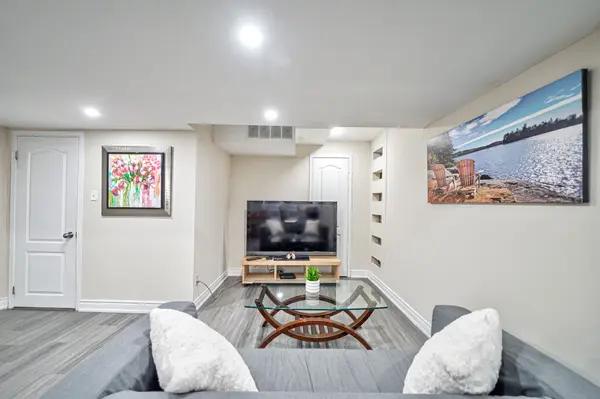 6 Stonebridge BLVD #Bsmt, Toronto E05, ON M1W 4A7