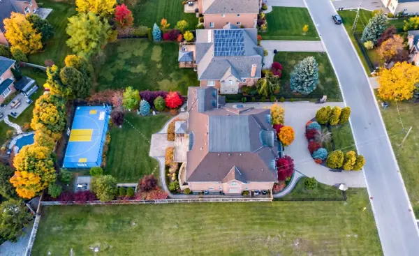 80 Callaway CT, Vaughan, ON L4J 8K9