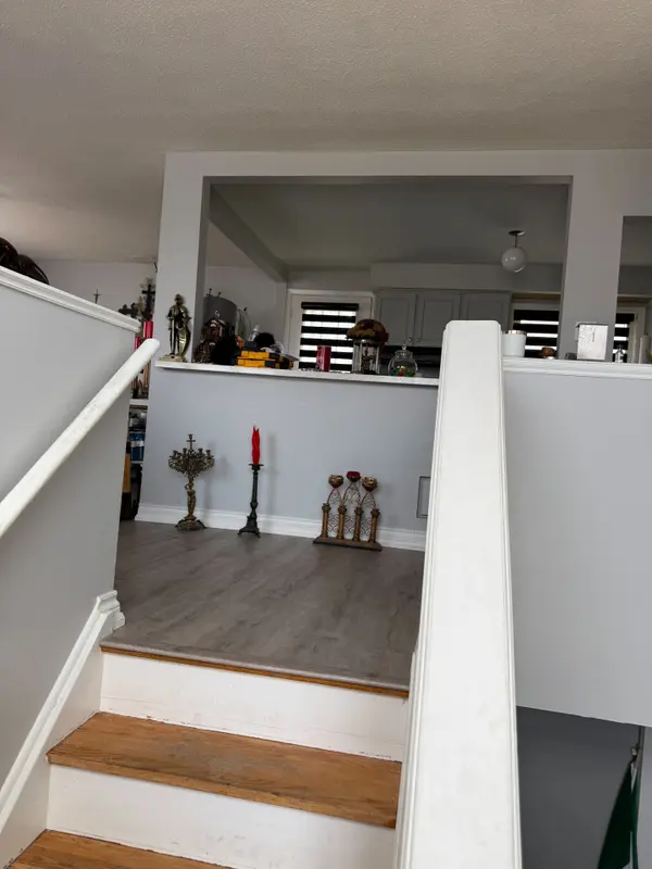 267 Irene DR, Georgina, ON L4P 3A9