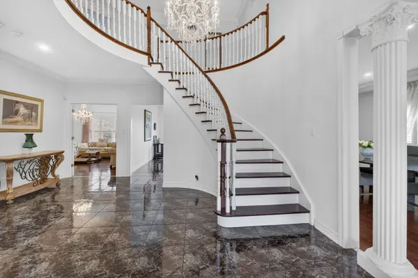 53 Alpha CT, Vaughan, ON L4L 8Y2