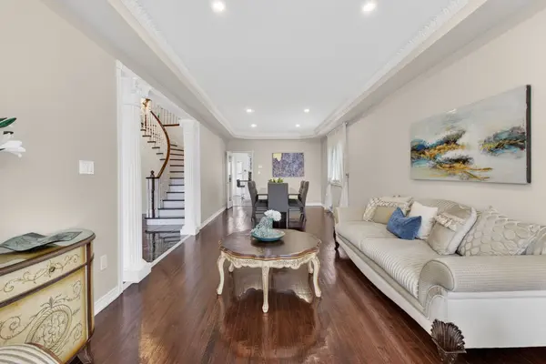 53 Alpha CT, Vaughan, ON L4L 8Y2