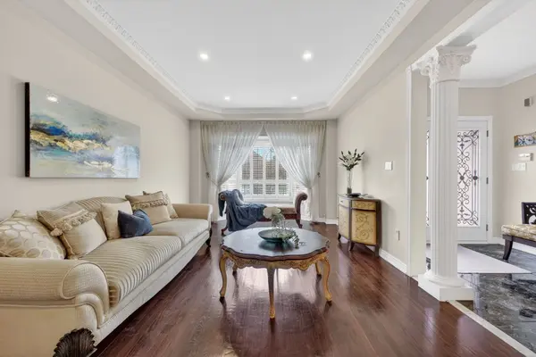 53 Alpha CT, Vaughan, ON L4L 8Y2