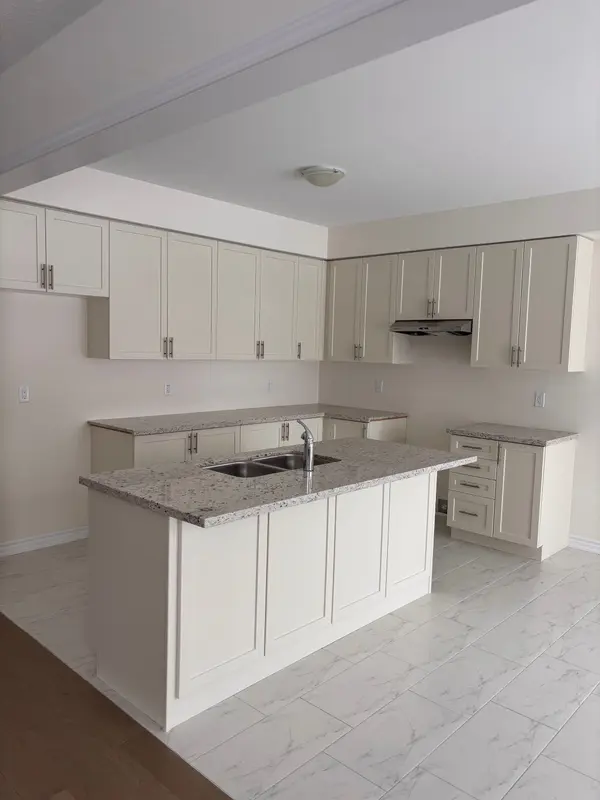 24 Federica CRES, Wasaga Beach, ON L9Z 0N5