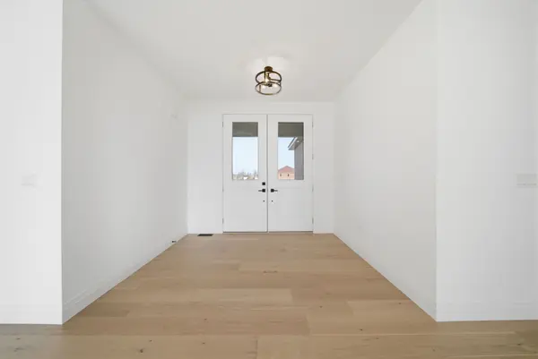 19 Henry Ball CT, Oro-medonte, ON L0K 2G1