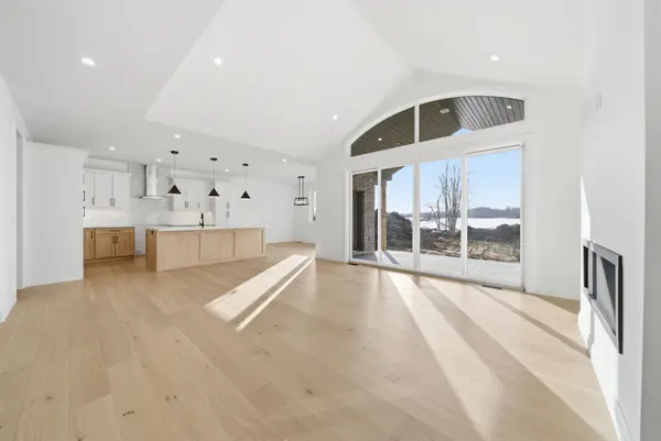 19 Henry Ball CT, Oro-medonte, ON L0K 2G1