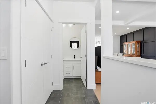 738 Main Street, Saskatoon, SK S7H 0K1