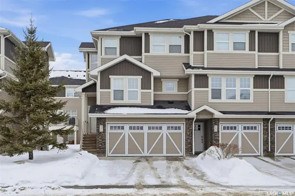 556 Pringle CRESCENT, Saskatoon, SK S7T 1C9
