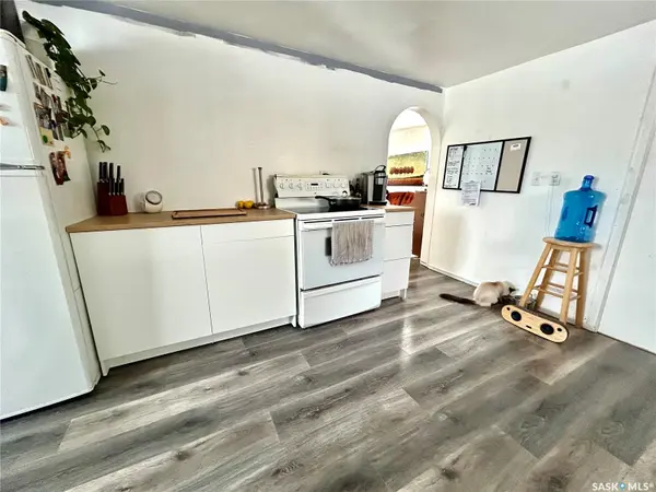 821 2nd AVENUE E, Zenon Park, SK S0E 1W0