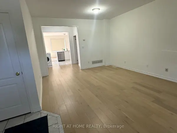 50 Jack Evelyn Wiggins DR, Toronto W05, ON M3J 0E8