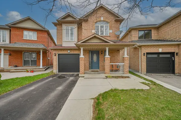 116 Heartleaf CRES, Brampton, ON L7A 2C1