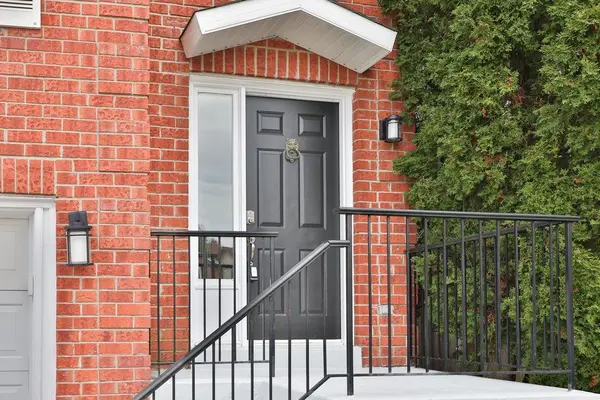 3219 Twin Oaks CRES, Burlington, ON L7M 3A1