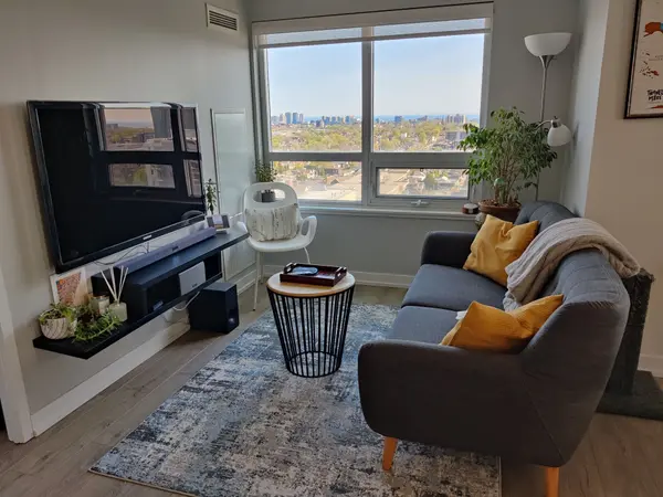 1410 Dupont ST #1806, Toronto W02, ON M6H 0B6