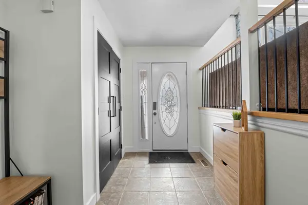 12 Luther RD, East Luther Grand Valley, ON L9W 5R1