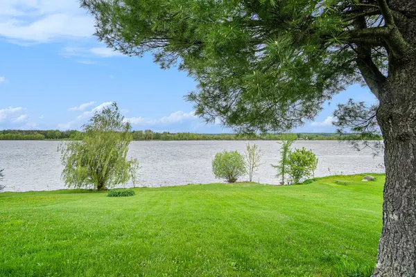 899 Concession 1 RD, Alfred And Plantagenet, ON K0B 1L0