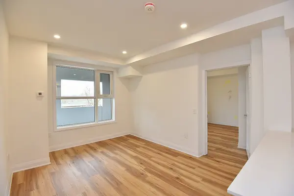 1936 Rymal RD #211, Hamilton, ON L0R 1P0