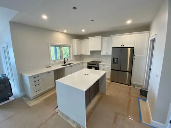 1380 Island View DR, Selwyn, ON K0L 1T0