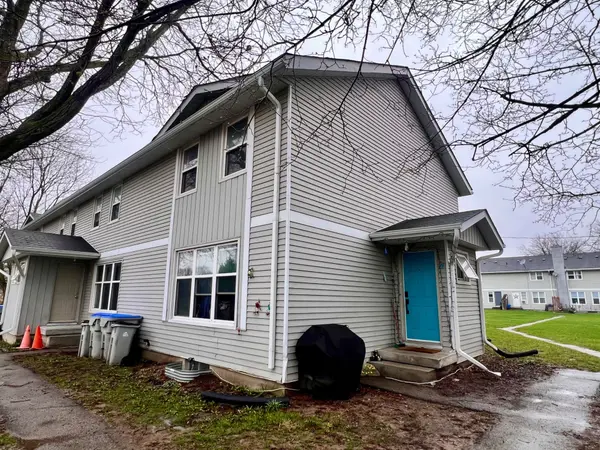 4 St. Charles PL, Huron East, ON N0M 1L0