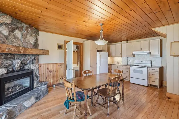 211 Colborne ST, Tweed, ON K0K 3J0