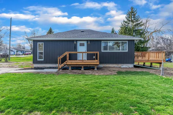 187 Lakeview AVE, Kingston, ON K7M 3V2