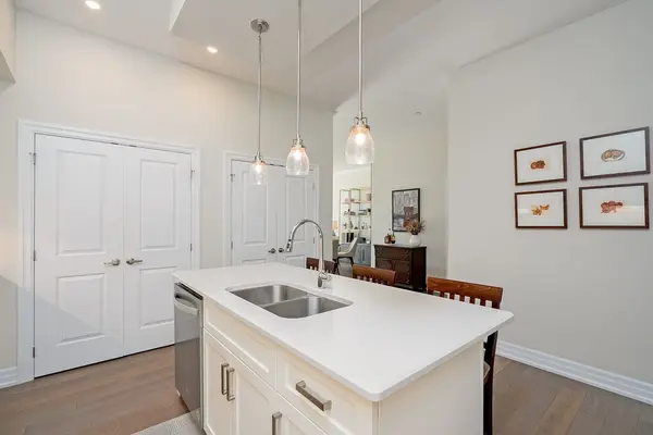 1878 Gordon ST #202, Guelph, ON N1L 0P4