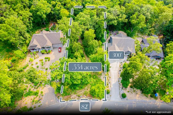 10142 Pinery Bluffs RD, Lambton Shores, ON N0M 1T0