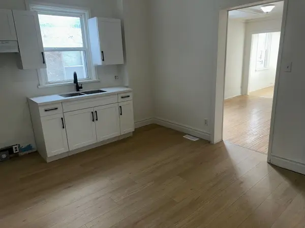 358 Glebe ST E, London East, ON N5W 3T1