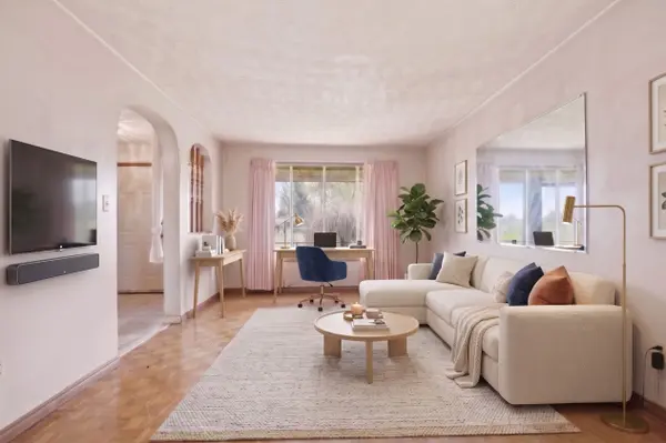 60 Rexford DR, Hamilton, ON L8W 2L9