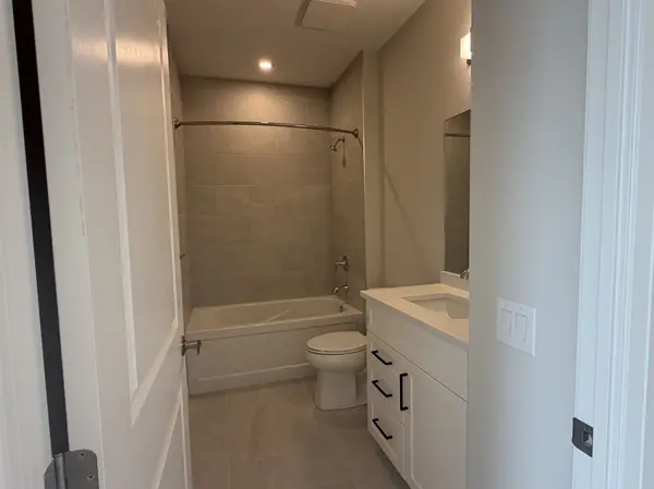 1882 Gordon ST #403, Guelph, ON N1L 0P6