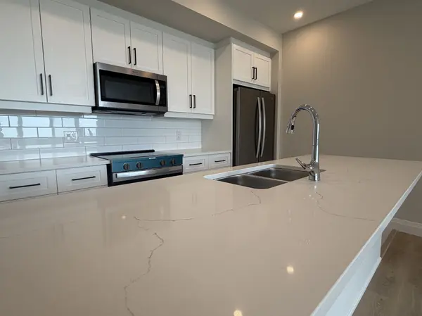 1882 Gordon ST #403, Guelph, ON N1L 0P6