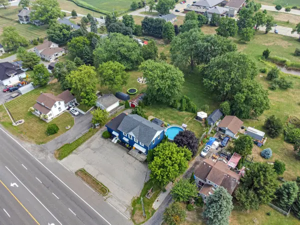 2340 WILSON ST W, Hamilton, ON L0R 1A0