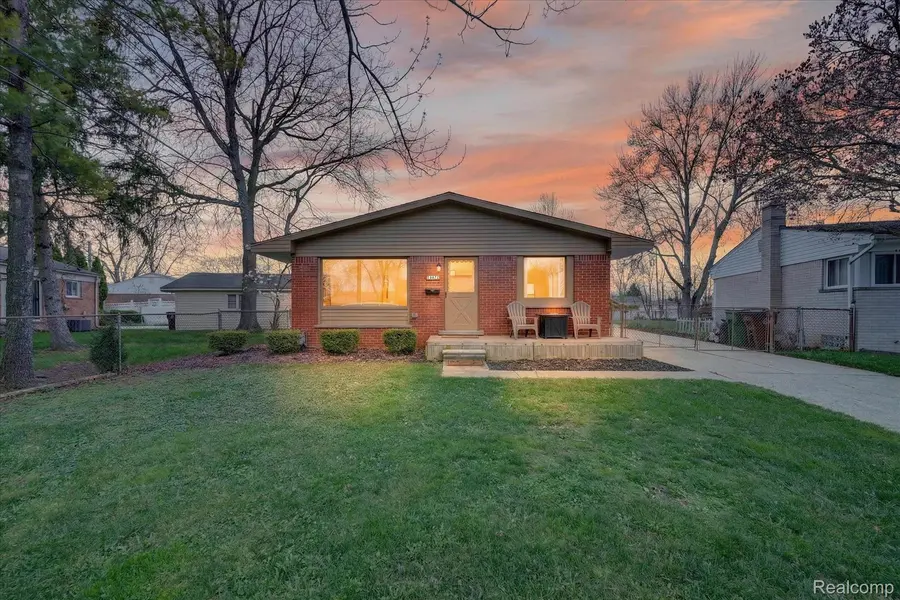 16672 Drake ST, Southgate, MI 48195