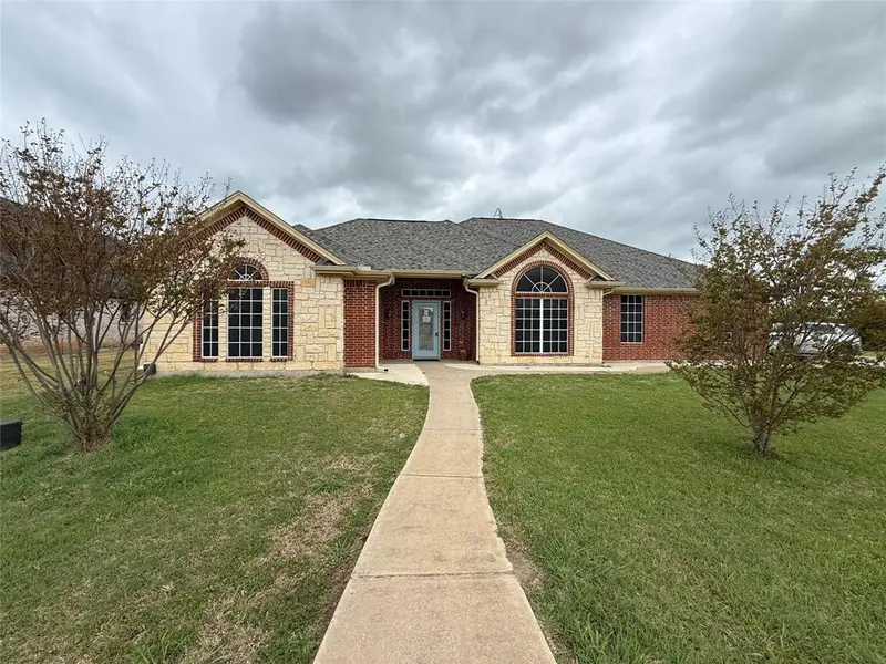 543 Islet Drive, Runaway Bay, TX 76426
