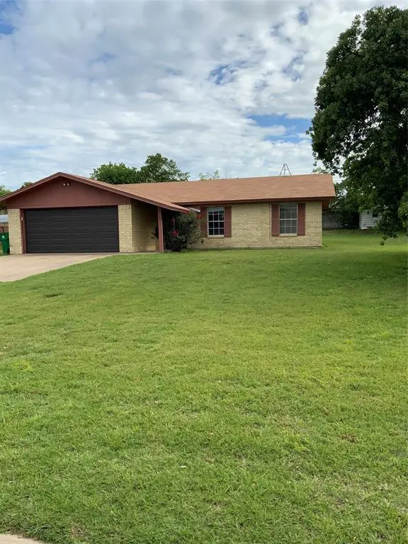 147 Hillcrest Street, Jacksboro, TX 76458