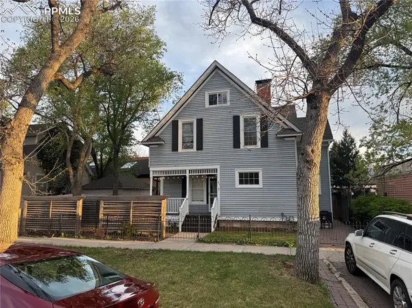 21 E Caramillo ST, Colorado Springs, CO 80907