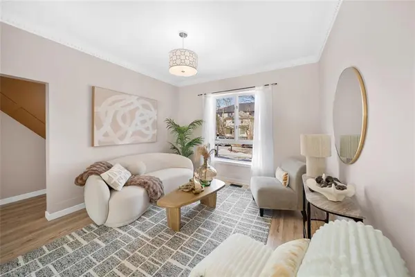 252 Horace ST, Winnipeg, MB R2H 0W6