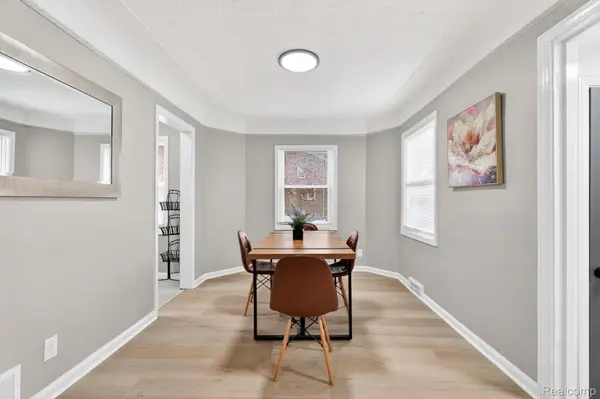 15800 Saint Marys ST, Detroit, MI 48227