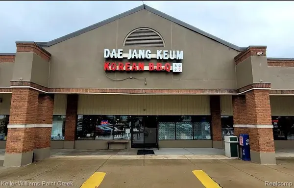 39743 Grand River Ave, Novi, MI 48375