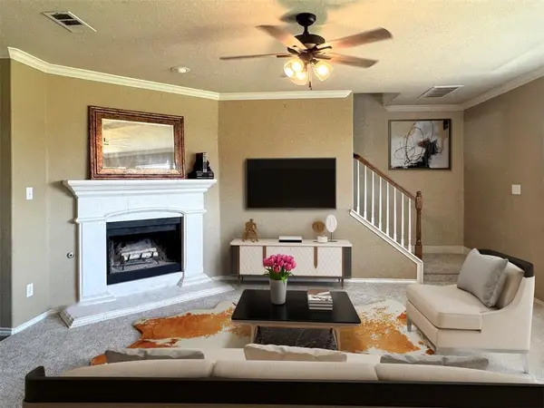 1929 Frosted Willow Lane, Fort Worth, TX 76177