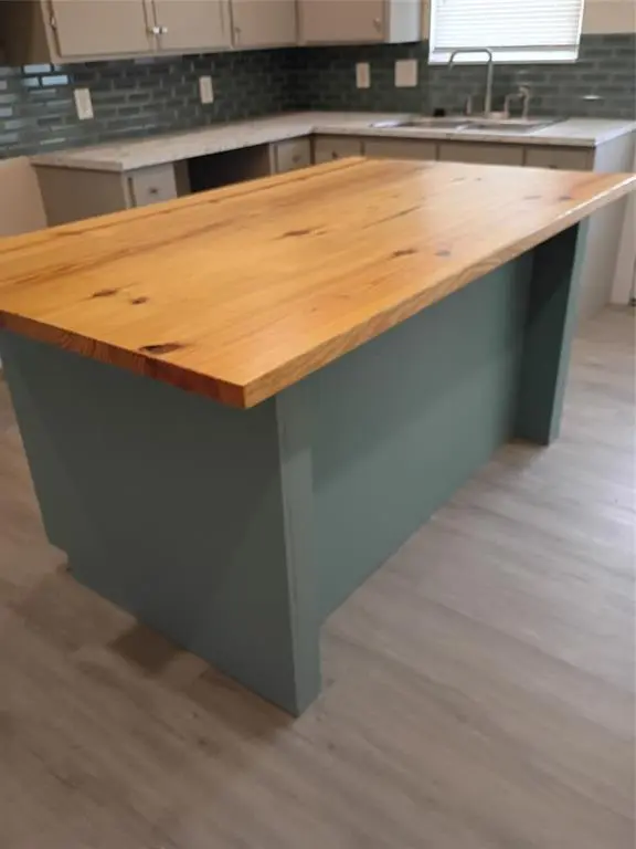 2938 Healey Drive, Dallas, TX 75228