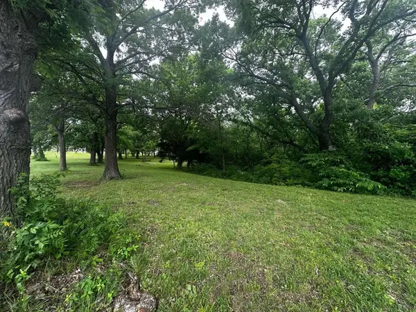 505 Paxton Road, Gunter, TX 75058