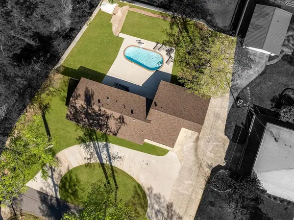 6111 Dillingham Avenue, Shreveport, LA 71106