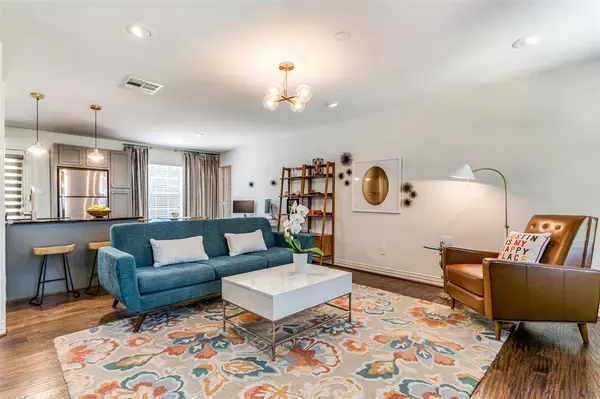 4727 Bradford Drive #4727B, Dallas, TX 75219