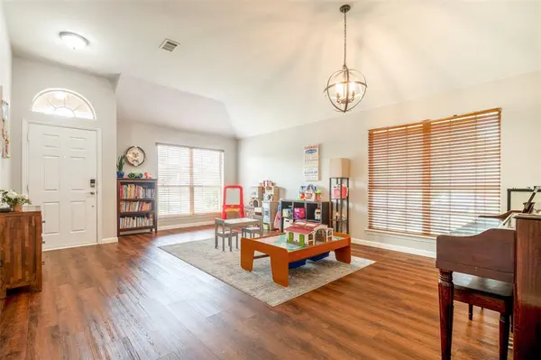 5112 Golden Wheat Lane, Mckinney, TX 75070