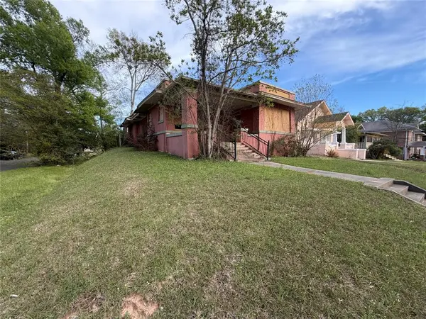 2503 Highland Avenue, Shreveport, LA 71104