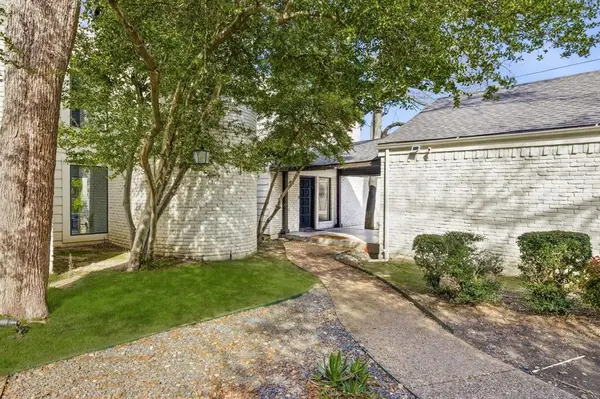 6815 Woodmark Court, Dallas, TX 75230