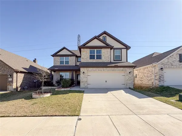 7305 Howling Coyote Lane, Fort Worth, TX 76131