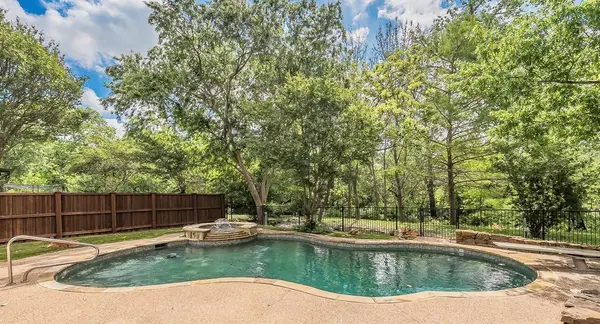 18512 Highland Creek Lane, Dallas, TX 75252